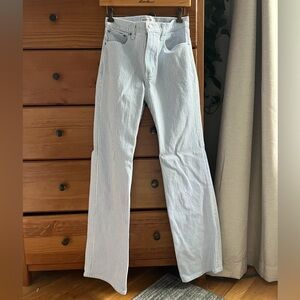 Abercrombie Blue Pin Stripe 90s Relaxed Jean, size 27, 4R